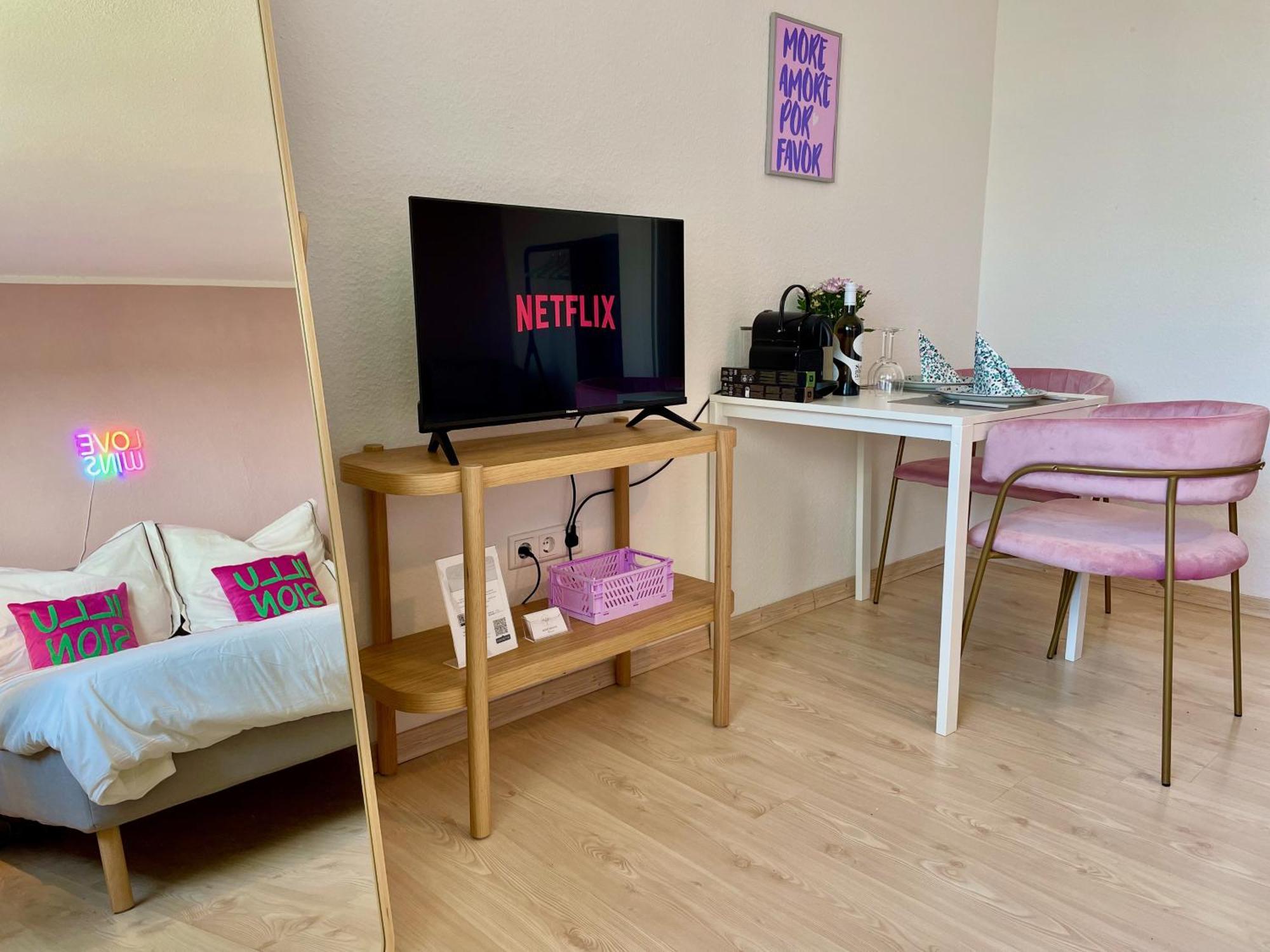Apartments Strauss Near Bs-Hauptbahnhof บราวน์ชไวก์ ภายนอก รูปภาพ