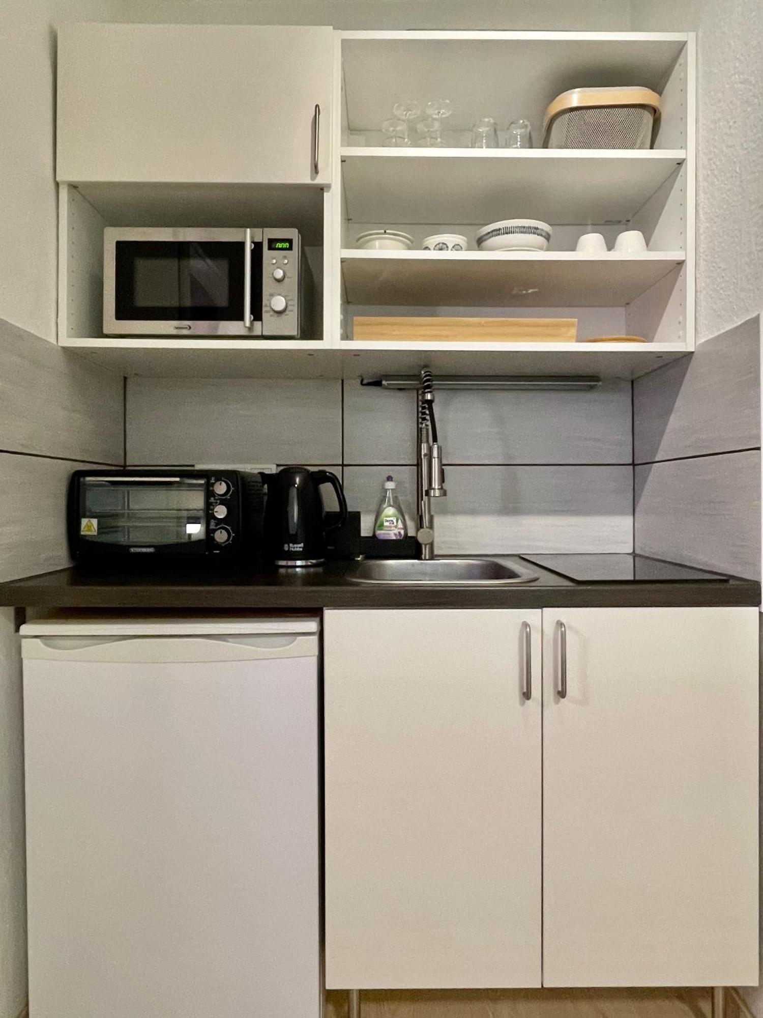 Apartments Strauss Near Bs-Hauptbahnhof บราวน์ชไวก์ ภายนอก รูปภาพ