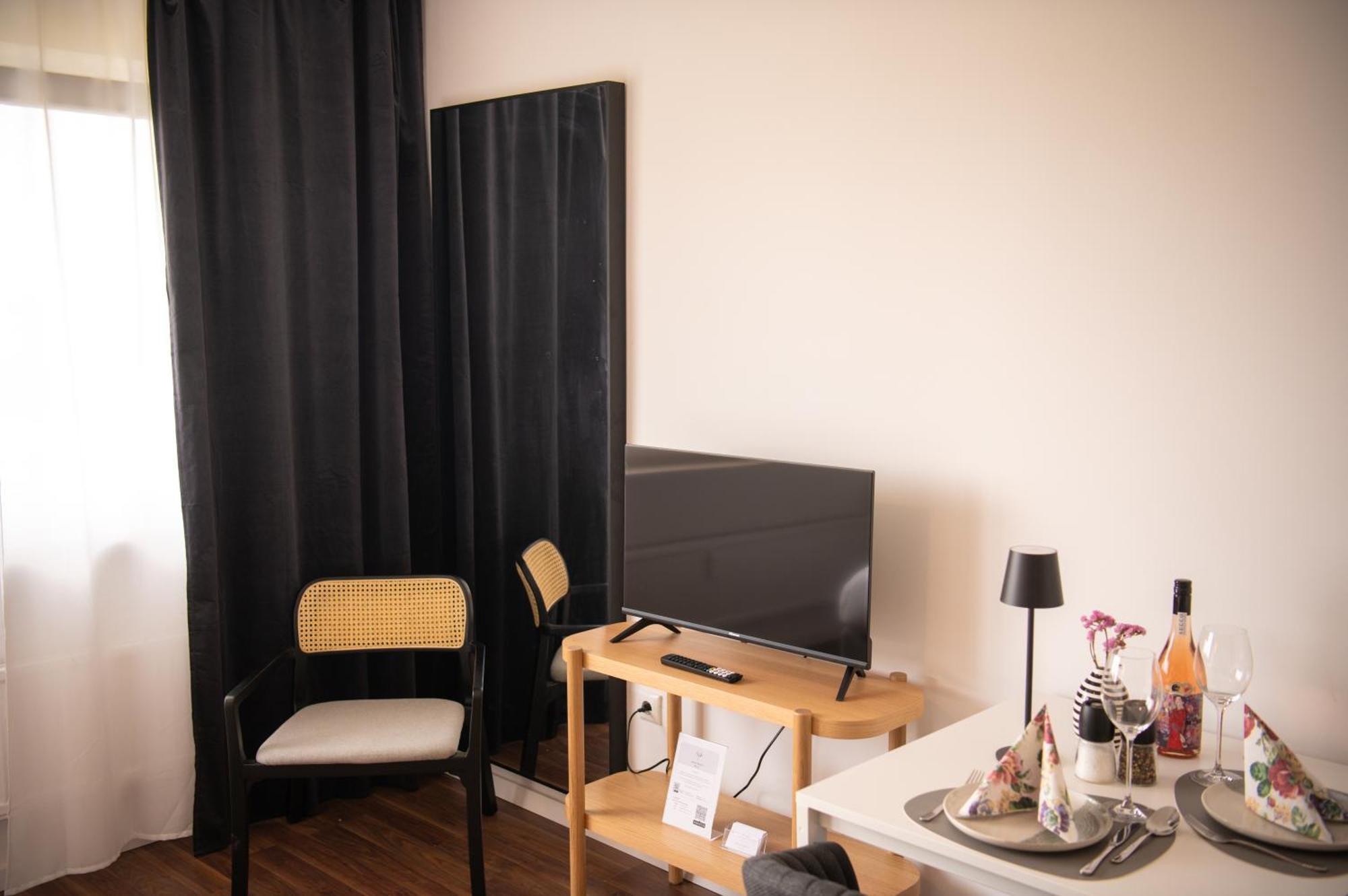 Apartments Strauss Near Bs-Hauptbahnhof บราวน์ชไวก์ ภายนอก รูปภาพ