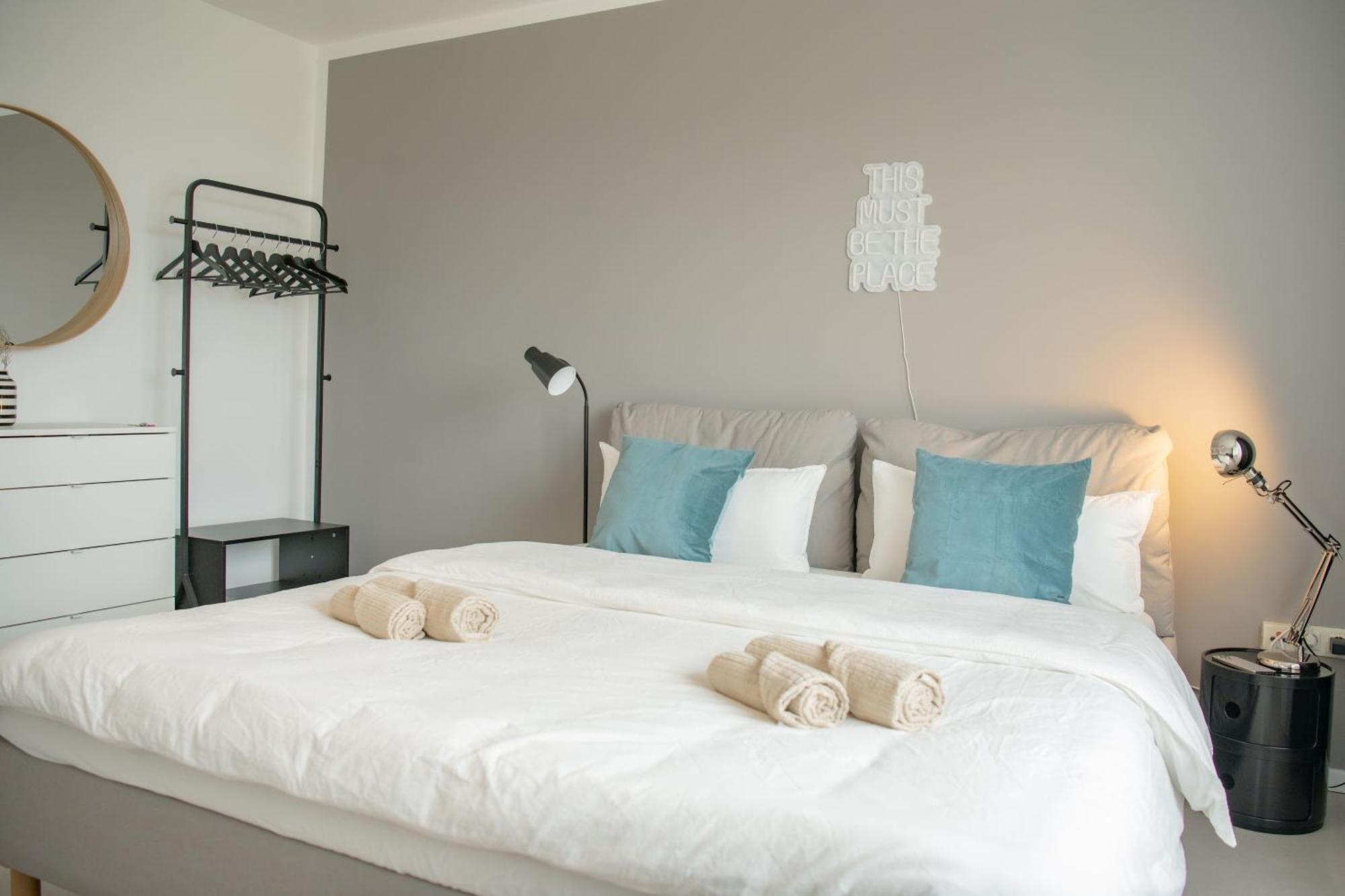 Apartments Strauss Near Bs-Hauptbahnhof บราวน์ชไวก์ ภายนอก รูปภาพ