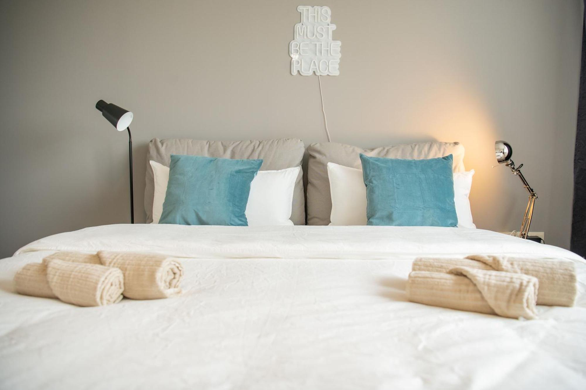 Apartments Strauss Near Bs-Hauptbahnhof บราวน์ชไวก์ ภายนอก รูปภาพ